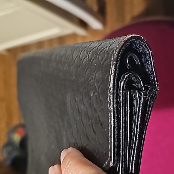 Fendi Envelope Pouch Black Medium - Picture 9 of 11